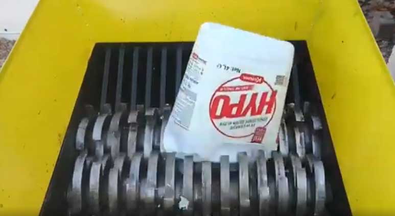 plastic waste shredder