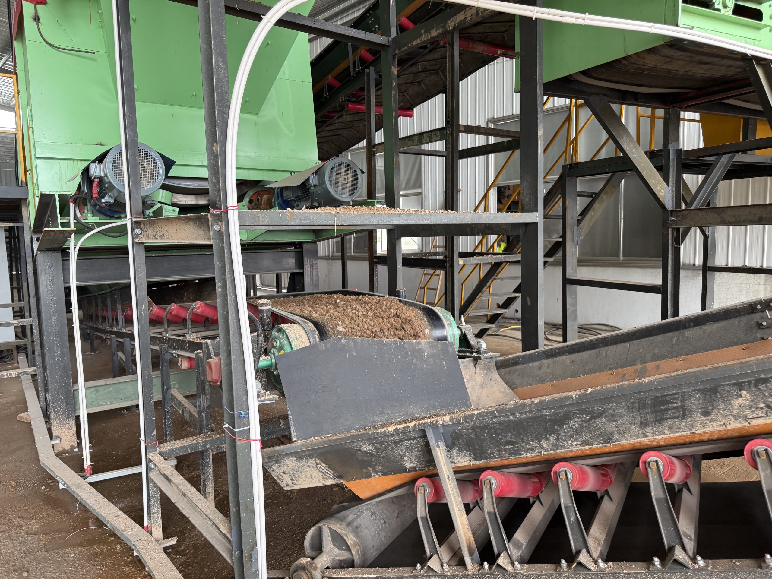 How does garbage segregation machine work? | Waste management