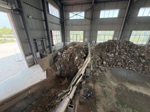 waste feeder